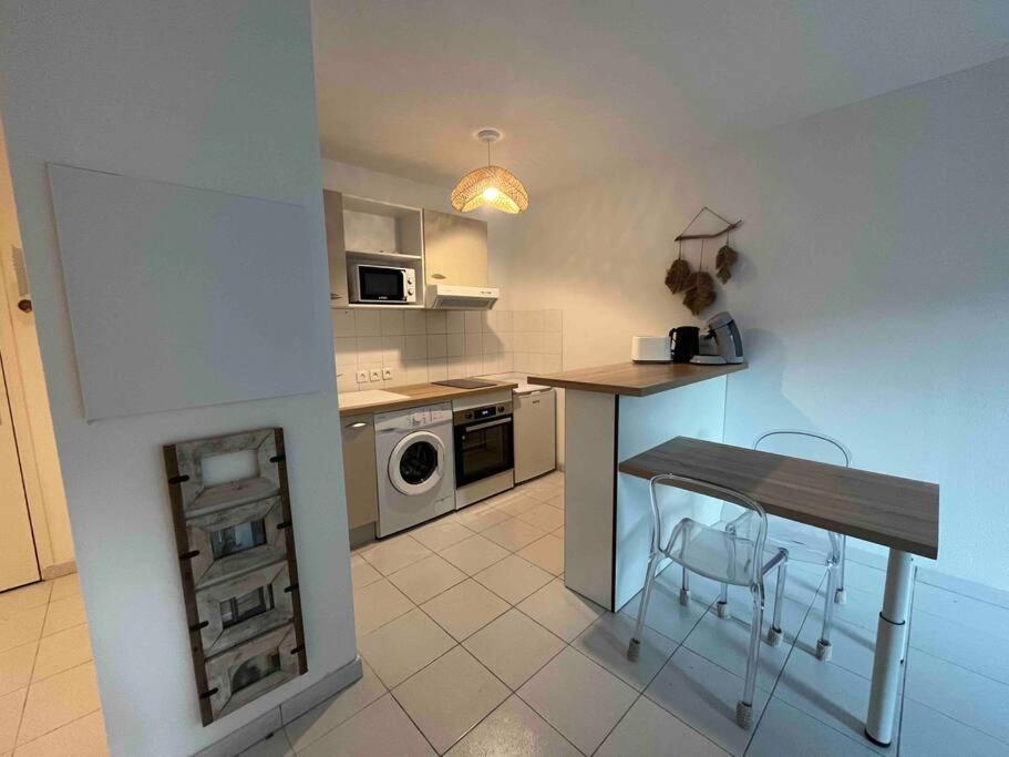 Appartement Cosy, Calme, Lumineux, Balcon, Parking Sarlat Exterior foto